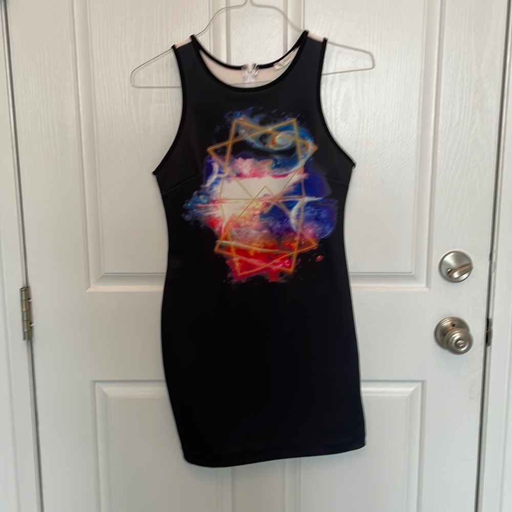 Dress With Multiple Color Design - image 1